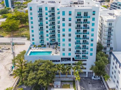 1723 SW 2nd Ave APT 607