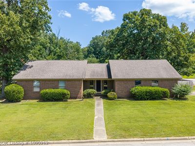 1804 Brooken Hill Dr