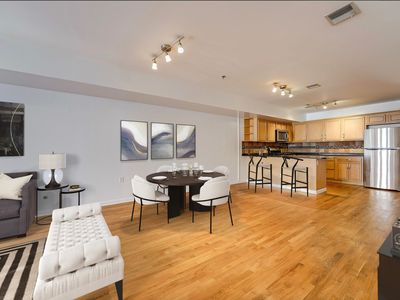 505 Monroe St APT 2A