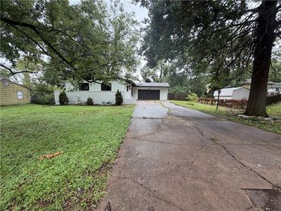 Property at 8427 Marsh Ave, Raytown, MO