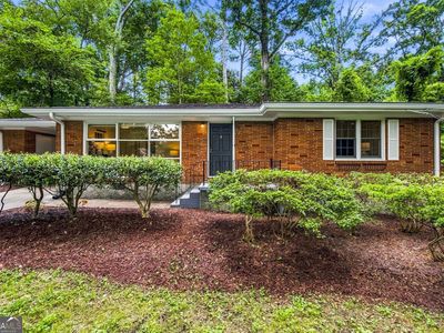 1571 Fama Dr NE