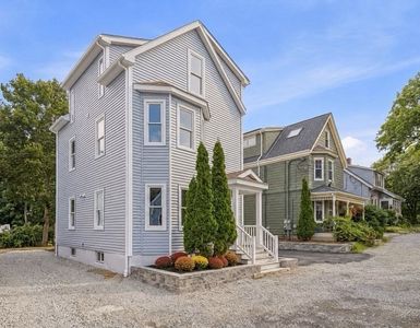 2 Summer Street Pl