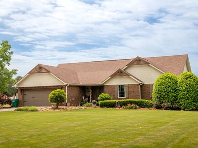 528 Magnolia Ln