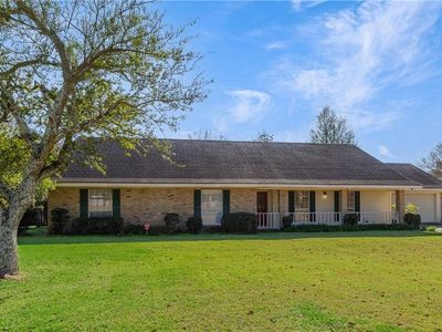3916 Avenue Bonne Terre