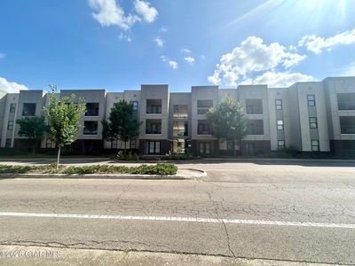 290 Russell St #228