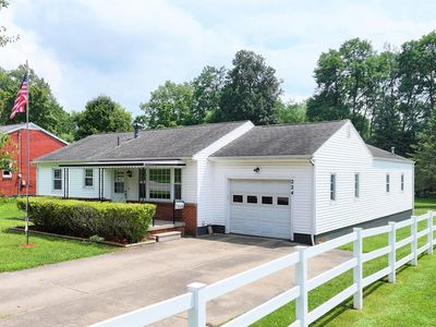 224 Kinkel Ave