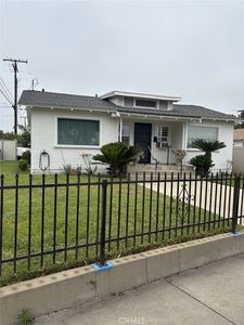 412 E Grand Blvd