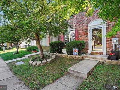 35 Chartwell Ct