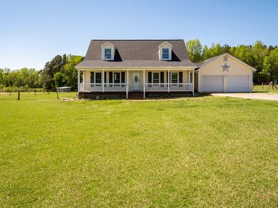 850 Cheatham Mabry Rd