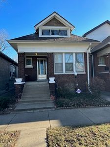 7443 S Wabash Ave