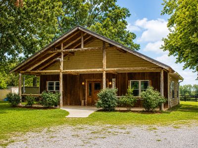 222 Oaks Rd