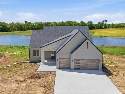 16055 W Eisenhower Rd