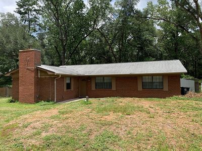 3352 Wood Hill Dr