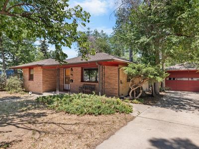 808 Francis St