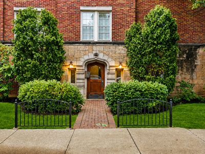 344 S Maple Ave APT 2B