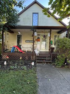 654 Mercer Ave