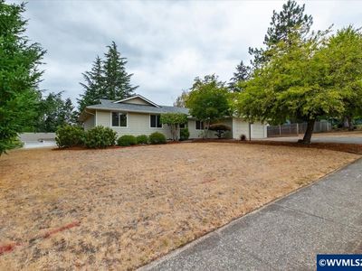 1223 SW Bridlewood Dr