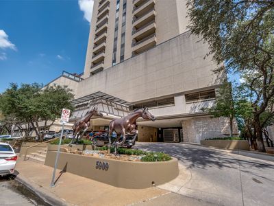 5909 Luther Ln APT 1100