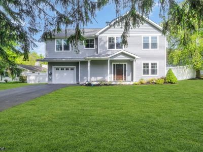 52 Clearmont Ave