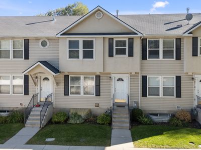 876 E Forest Park Ct S