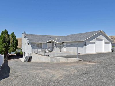 311 Kings Ln