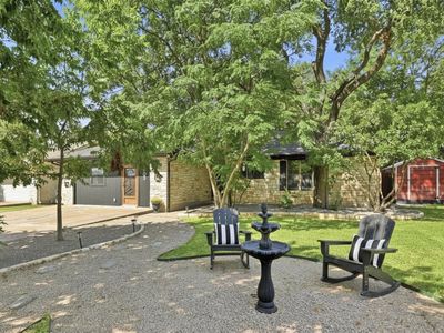 303 Pin Oak Dr
