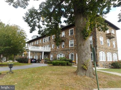 300 Commerce St Unit D