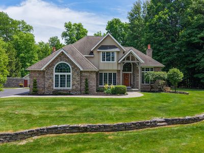 15 Staulters Farm Road
