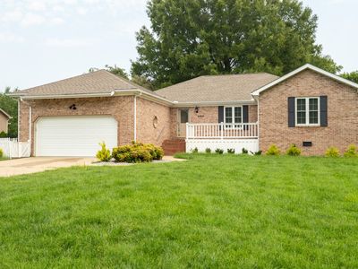 2202 Brookhaven Dr