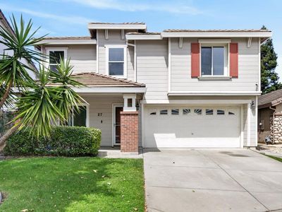27 Blue Fern Ct
