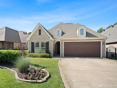 7384 Lake Pointe Cv