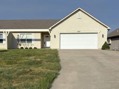 5325 NW Lana Ct