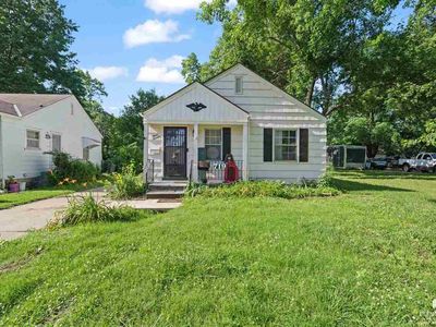 Property at 719 W 4th St, Junction City, KS