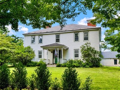 238 Briar Hill Rd