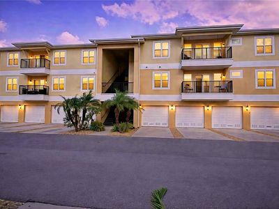 6420 Banyan Blvd APT 303
