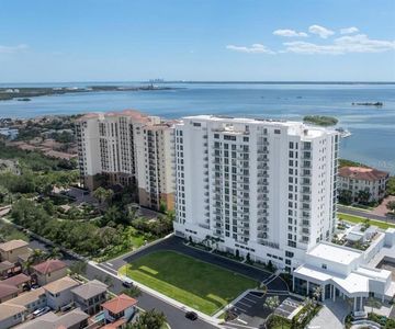 5713 Bowen Daniel Dr #806