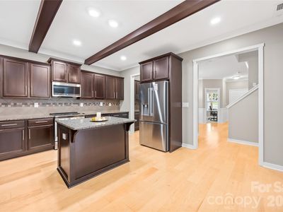 102 Sheridan Ct