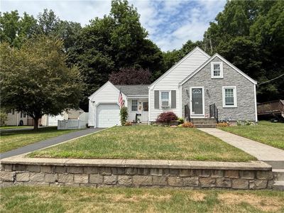 74 Macarthur Rd