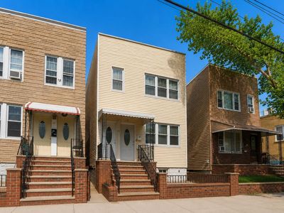 20 Gates Ave