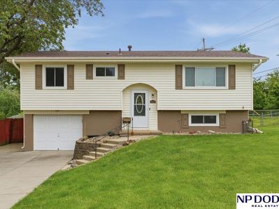 9025 Valley View Dr