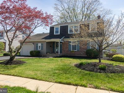832 Cotswold Rd