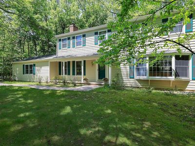 9 Jill Dr