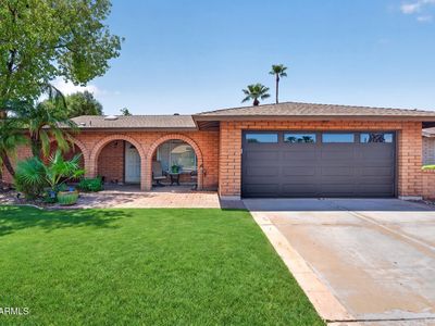 8302 N 85TH Place