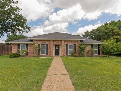 2013 Pleasant Valley Dr