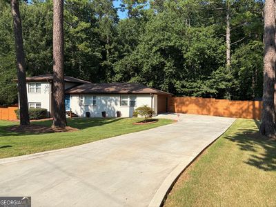 790 McKenzie Ct SW