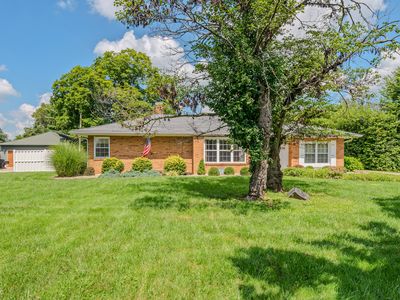 1406 Laurel Dr
