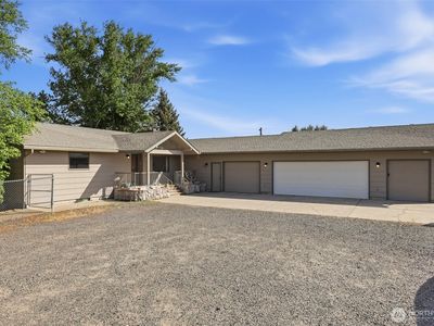 Property at 8634 State Route 231 N, Sprague, WA