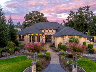9135 Grand Manor Dr