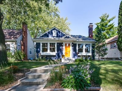 2151 Eleanor Ave