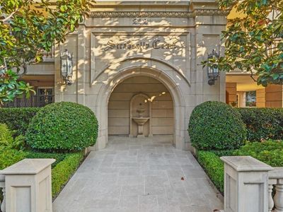 222 6th Ave Suite 302